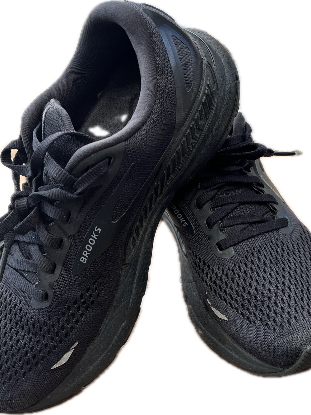 Brooks Adrenaline GTS 23 /Black Running Shoes for Women 8.5 D (Wide)